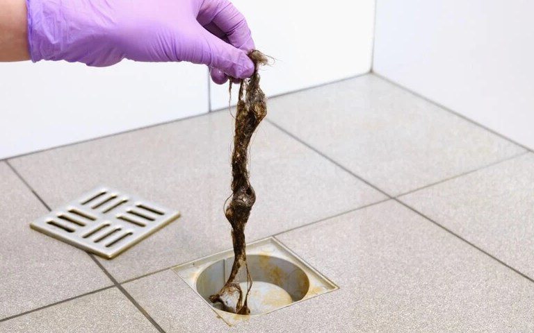 رفع گرفتگی لوله فاضلاب با مو
